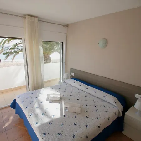 Casas Blancas 40 * Miami Playa